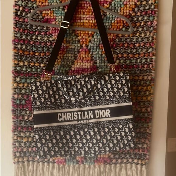 Black  and White Tote Bag - Picture 1 of 6